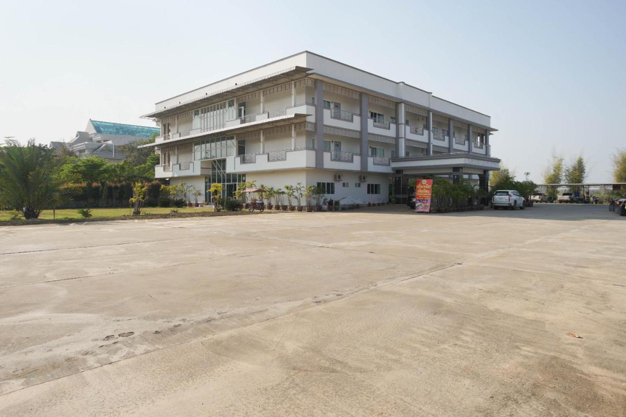 Oyo 75394 Sakthong Grand Hotel เชียงของ ภายนอก รูปภาพ
