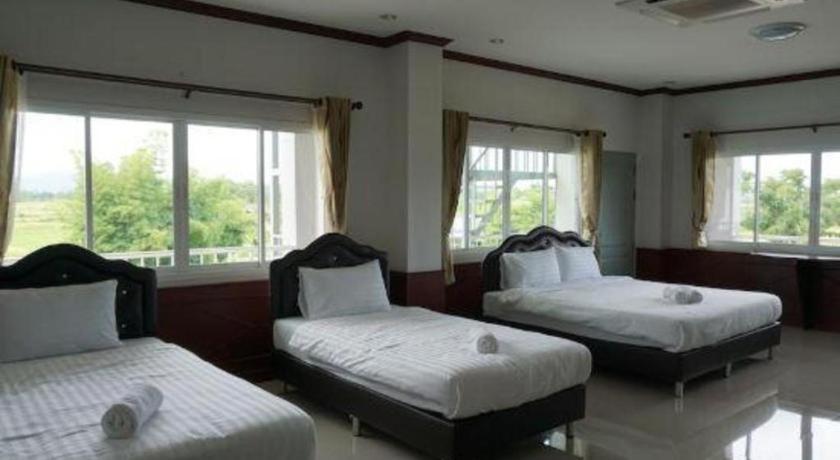 Oyo 75394 Sakthong Grand Hotel เชียงของ ภายนอก รูปภาพ
